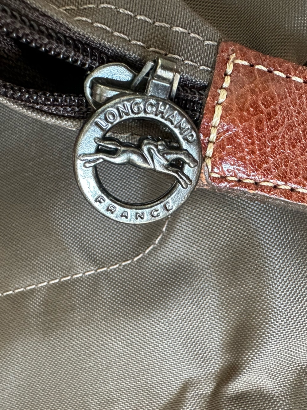Longchamp Le Pliage Medium Taupe/Gray Handbag - Picture 5 of 7
